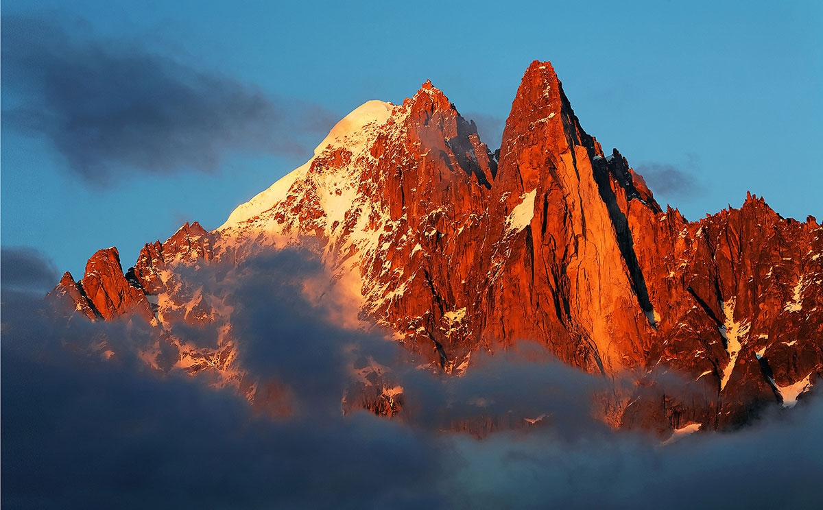 The Drus mountain peaks above Chamonix